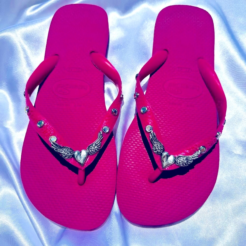 Havaianas Hot Pink Flip Flops with Silver Heart Wings & 8 Iridescent Crystals Ea